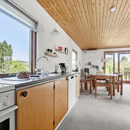 3 Bedroom Beautiful In Sydals Holiday home Nedre Lysabild