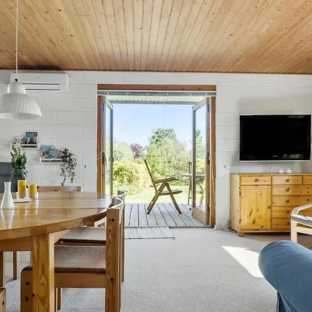 3 Bedroom Beautiful In Sydals