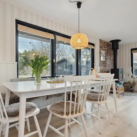 3 Bedroom Beautiful In Sydals Skovmose