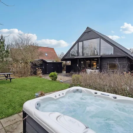 3 Bedroom Beautiful In Sydals Semesterbostad *